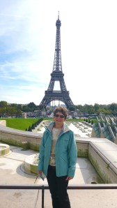 Sandy in Paris The answer to the "Q-test"