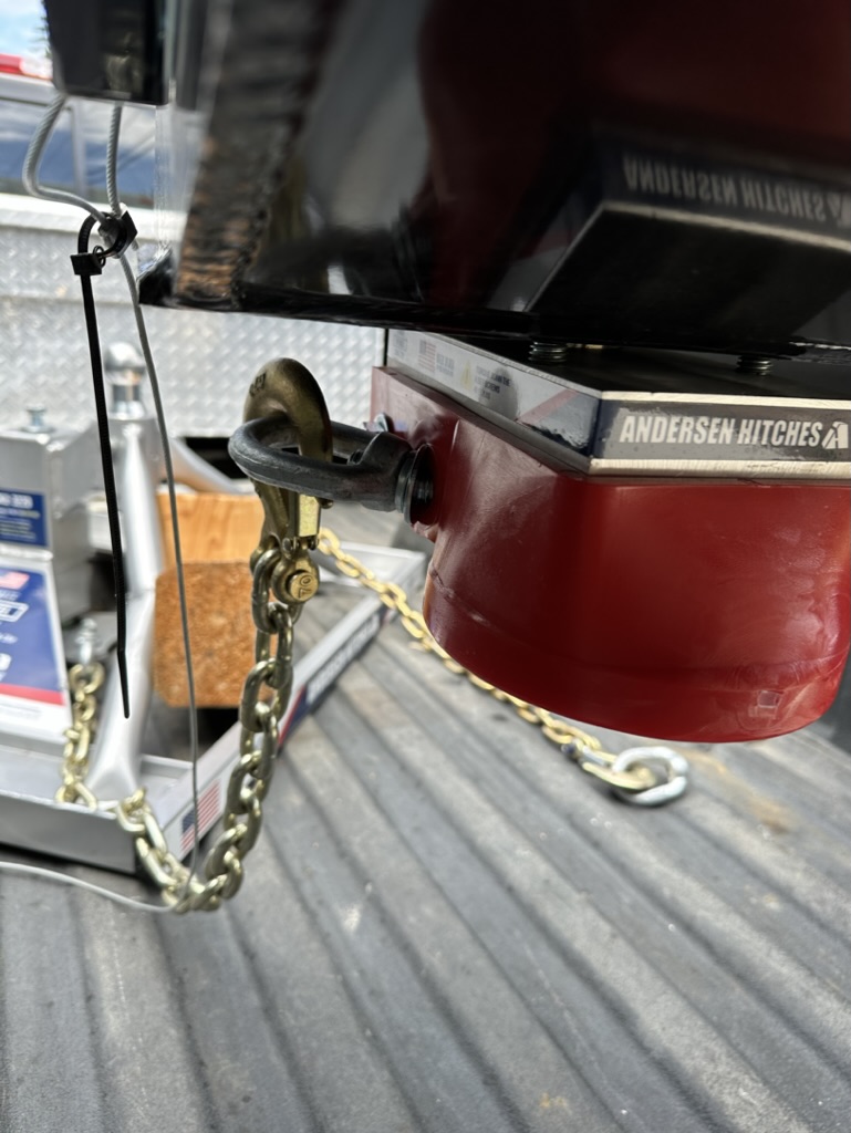 Notice the bent arm of the Anderson Hitch